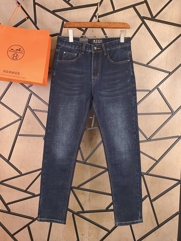 ブランドジーンズ背面デザイン